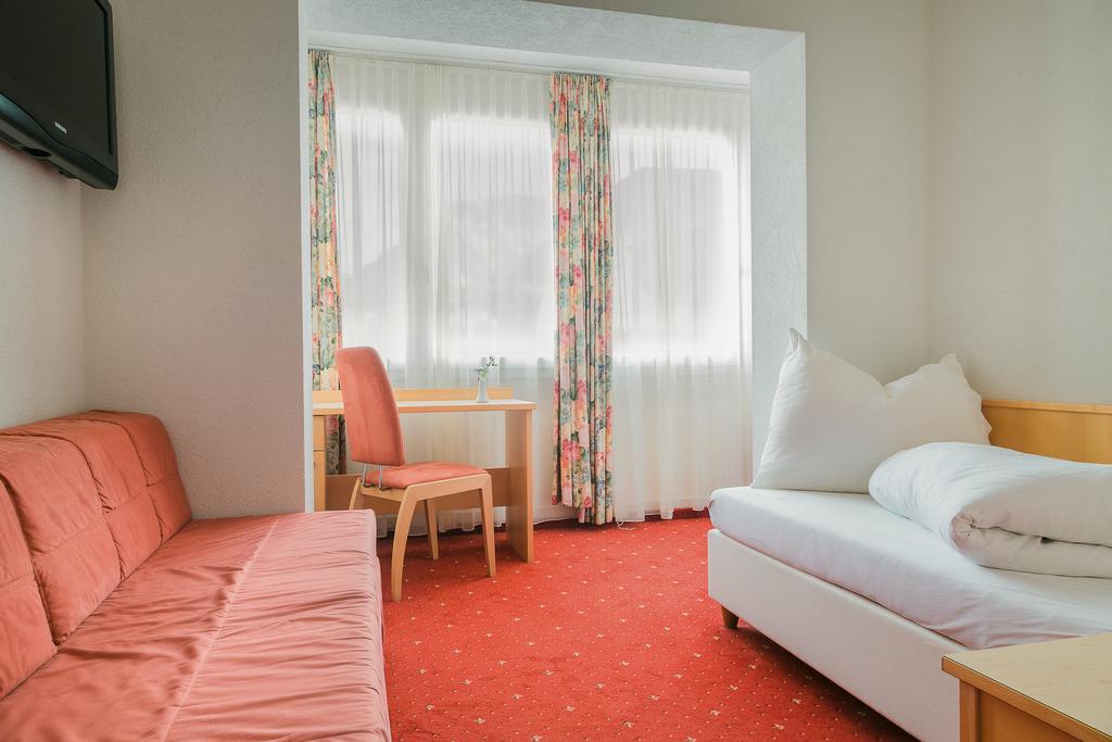 Alpenhotel Regina Nauders Eksteriør billede